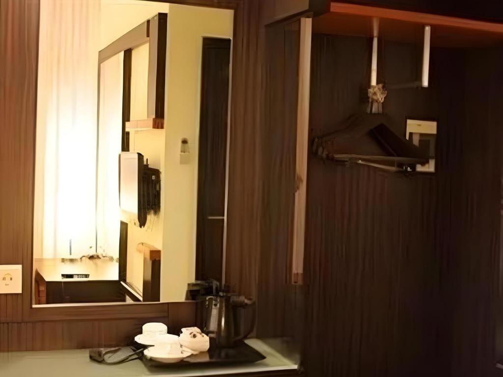 Travello Hotel Manado Eksteriør billede