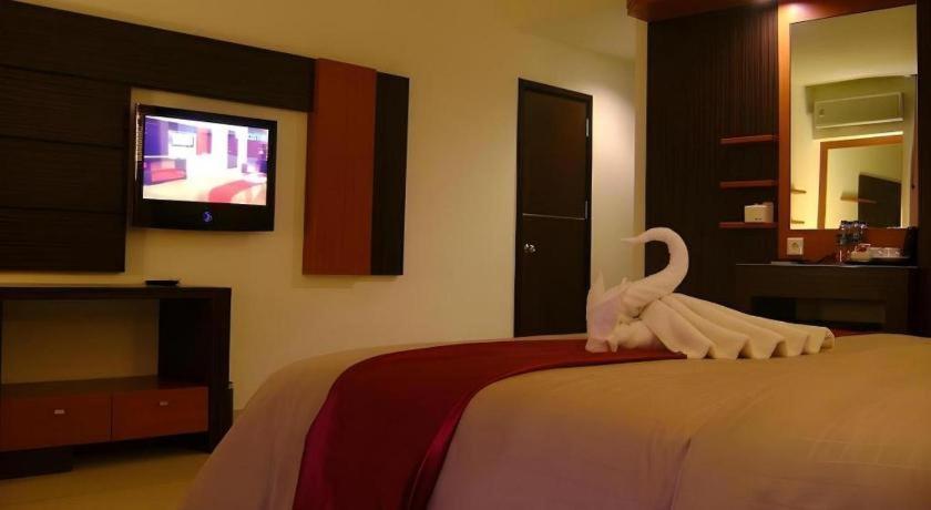 Travello Hotel Manado Eksteriør billede