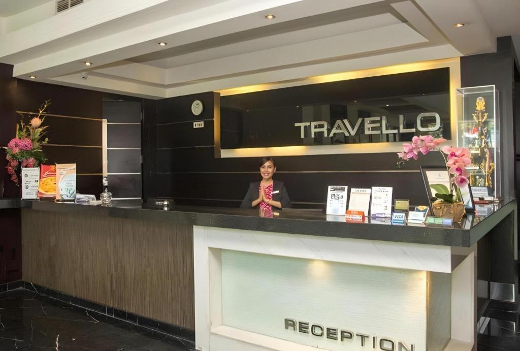 Travello Hotel Manado Eksteriør billede